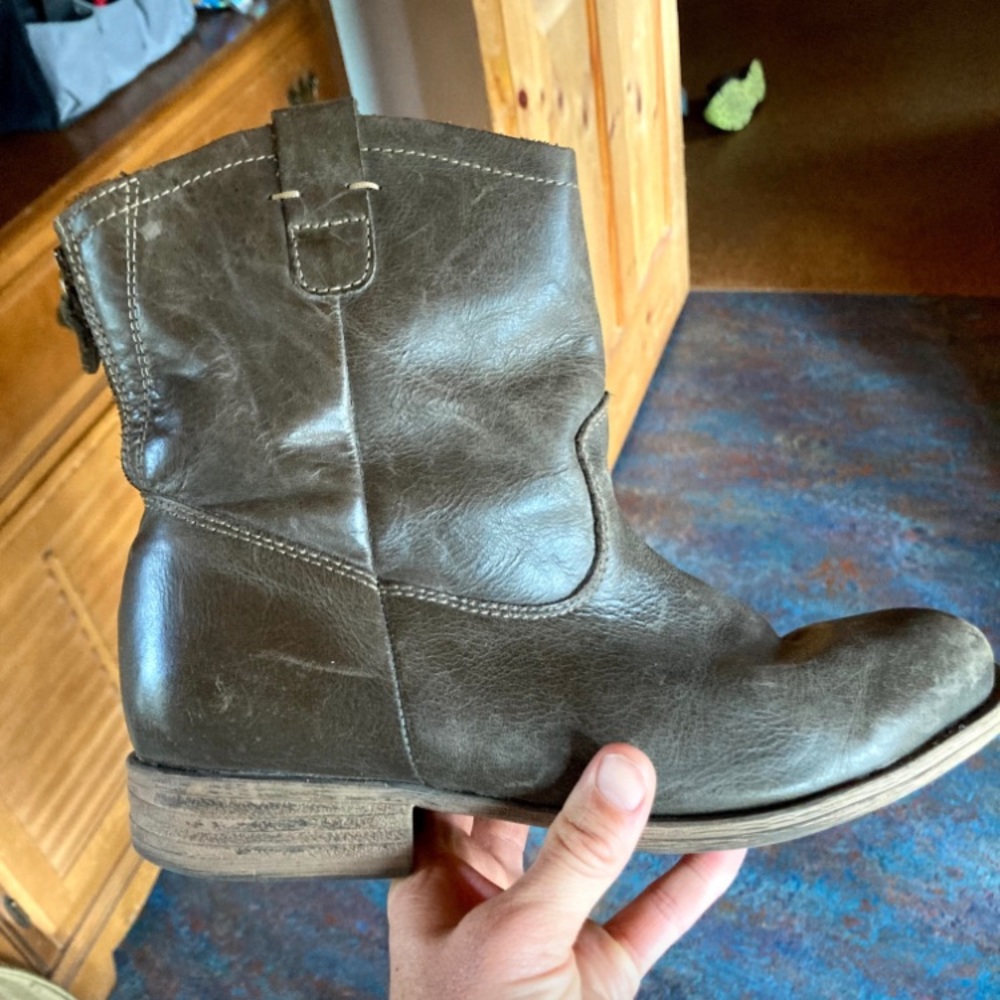 michael kors boots 8